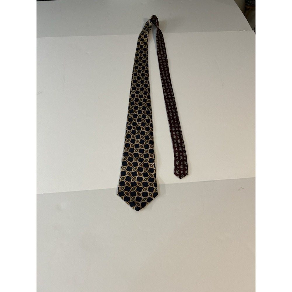 Classic Print by‎ Tommy Hilfiger Tie 100% Italian Silk, Made In USA